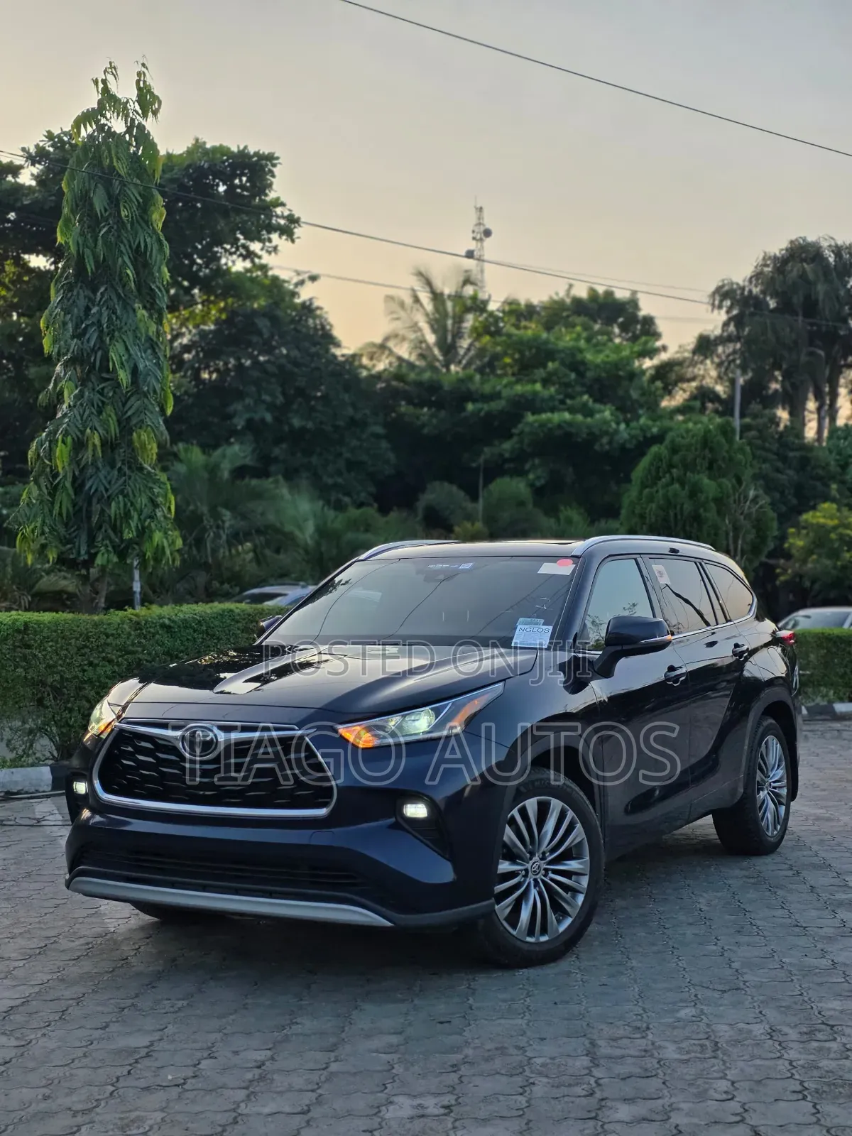Toyota Highlander Platinum 2022 Black