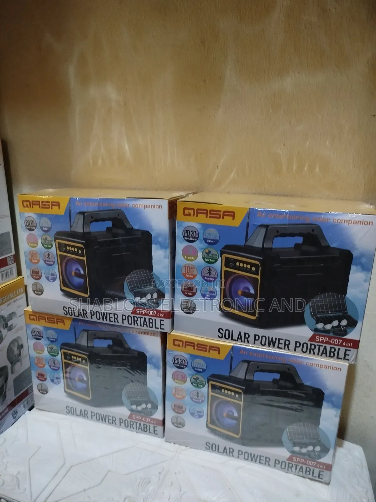 4in1 Qasa Portable Power Station