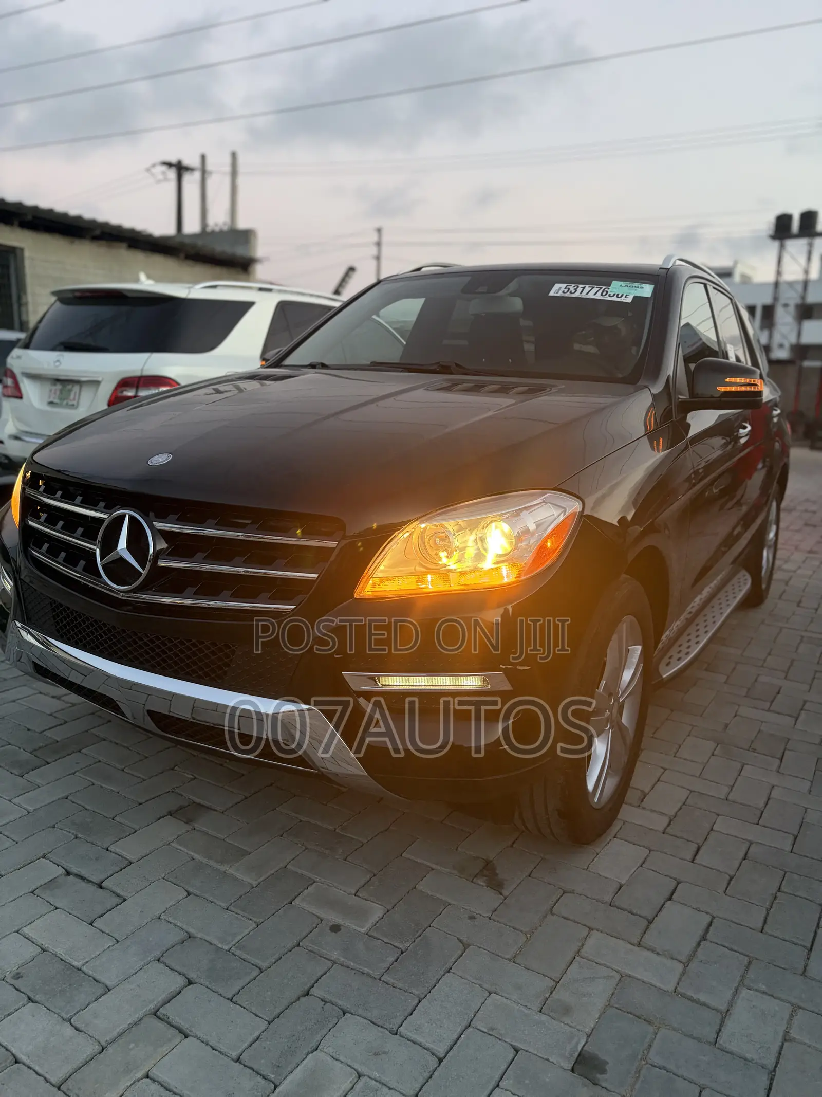 Mercedes-Benz M Class ML350 4MATIC 4dr SUV AWD (3.5L 6cyl 7A) 2015