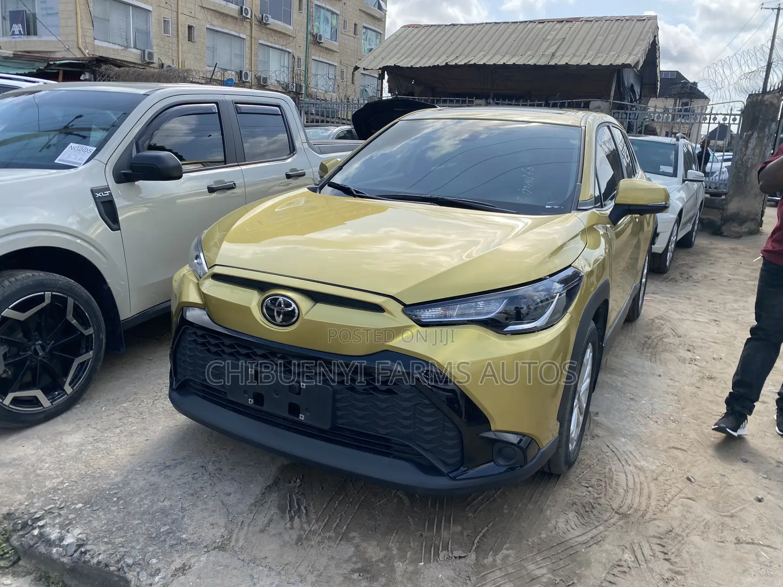 Toyota Frontlander 2.0 Petrol FWD 2024 Gold