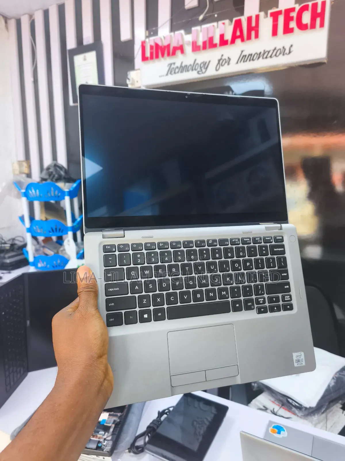 Laptop Dell Latitude 5310 2-in-1 16GB Intel Core i7 SSD 512GB
