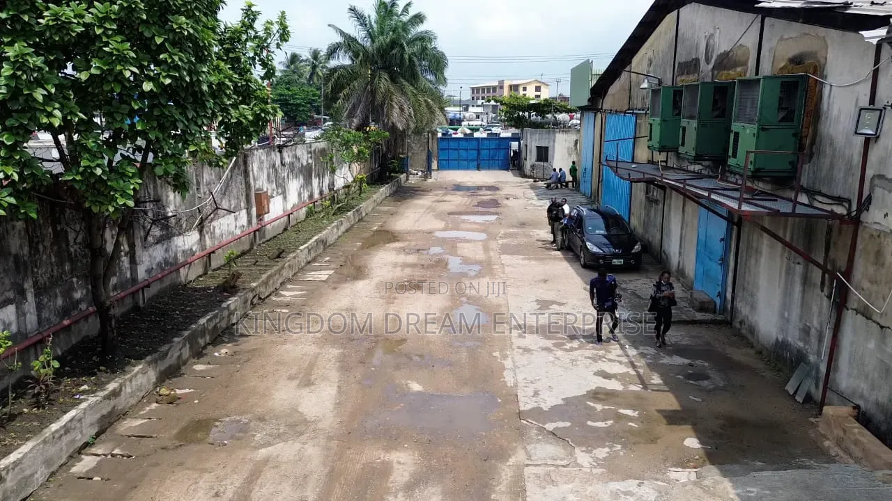Industrial Warehouse +7bay Warehouse Amuwo Odofin Lagos State