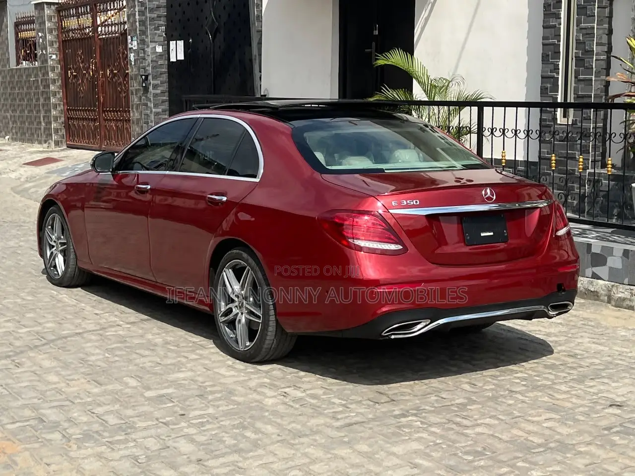 Mercedes-Benz E350 2021 Red
