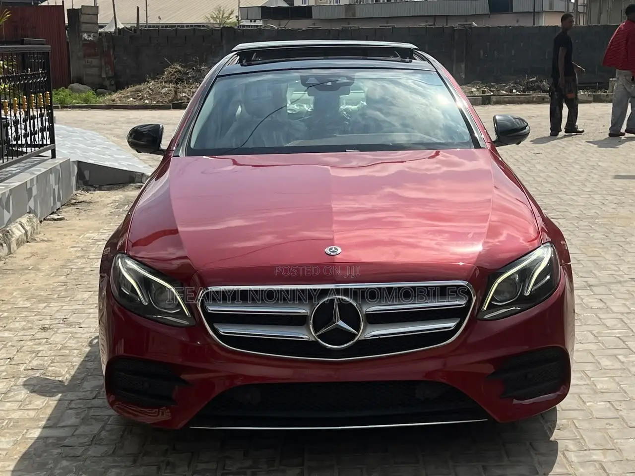 Mercedes-Benz E350 2021 Red