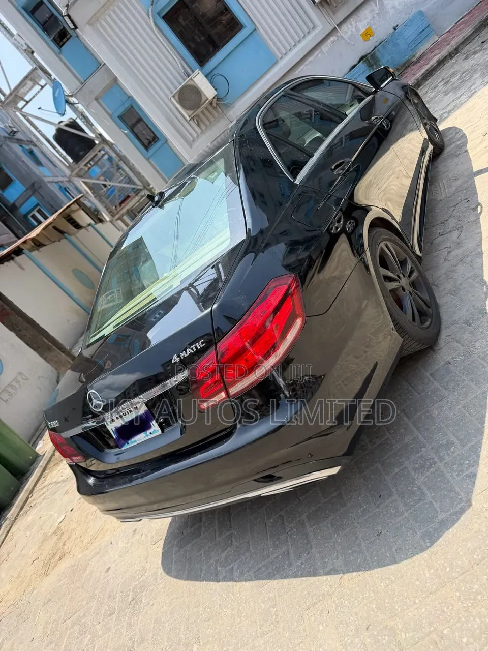 Mercedes-Benz E350 Base 4Matic Sedan AWD (3.5L 6cyl 7A) 2014 Black