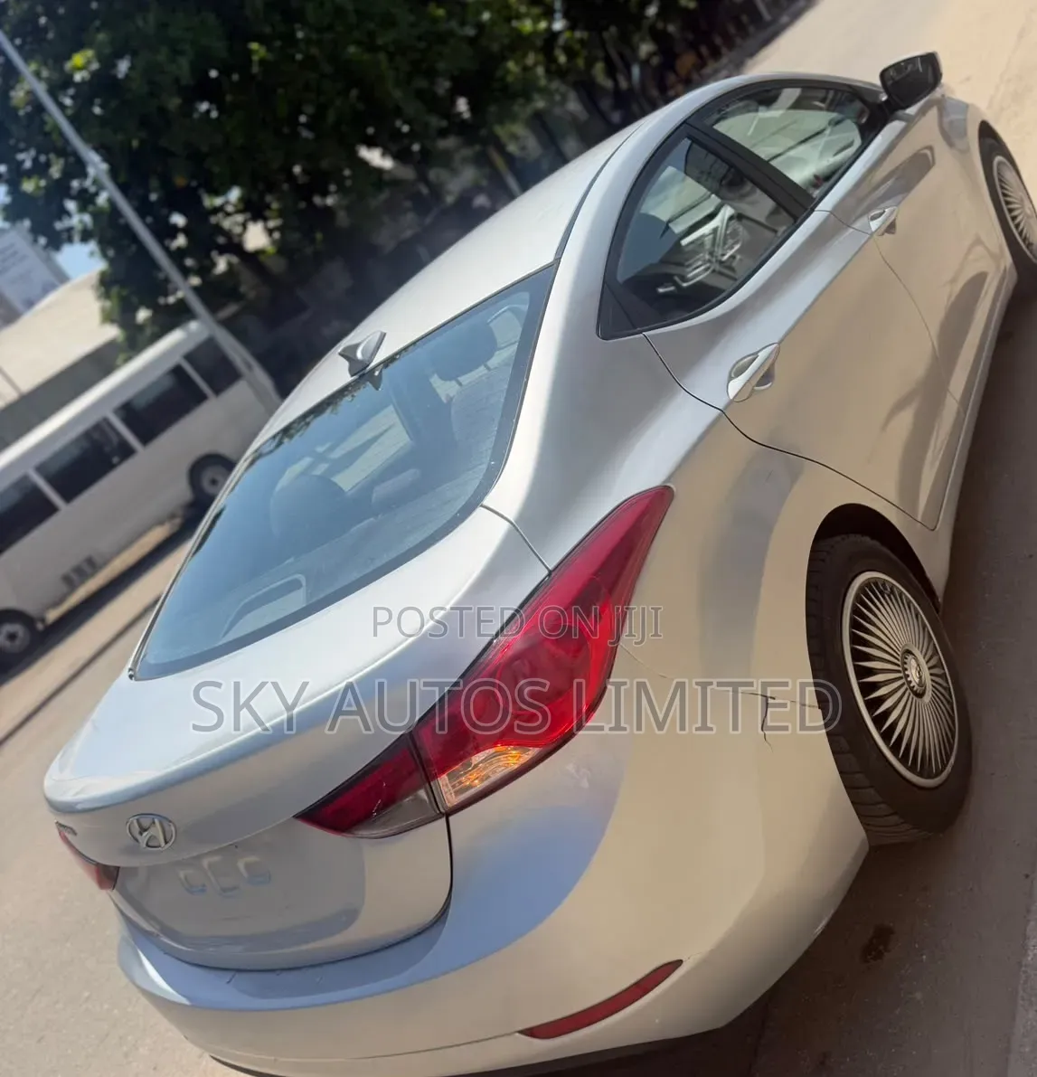 Hyundai Elantra Value Edition Sedan FWD (1.8L 4cyl 6A) 2016 Silver