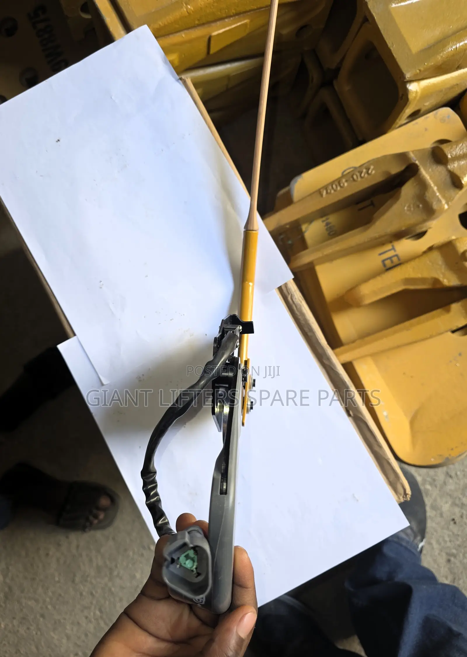 234-6613 Hydraulic Lockout Control Lever