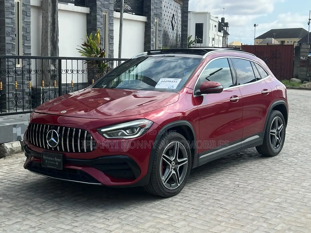 Mercedes-Benz GLA 250 2021 Red