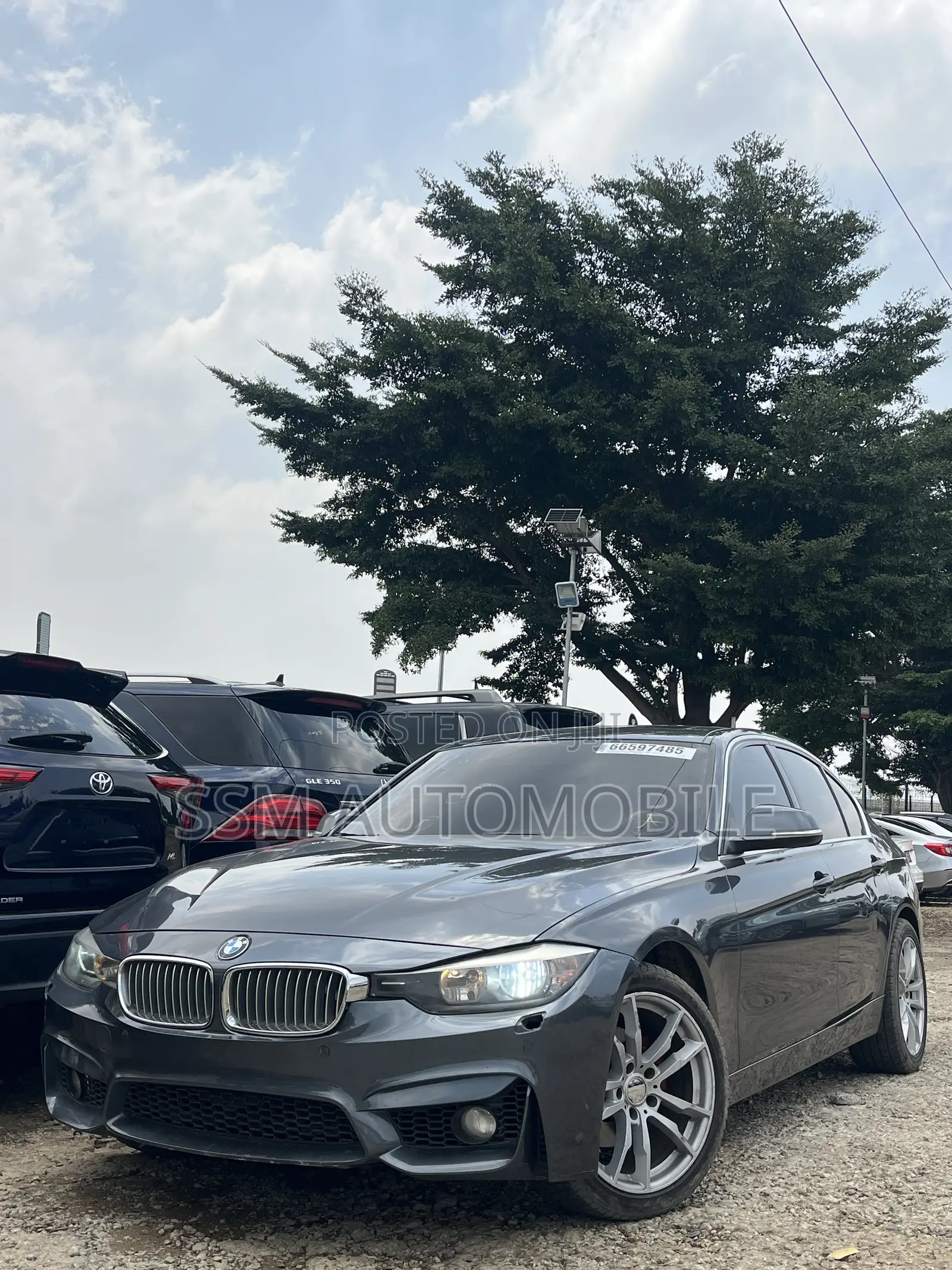 BMW 320i Sedan RWD 2013 Gray