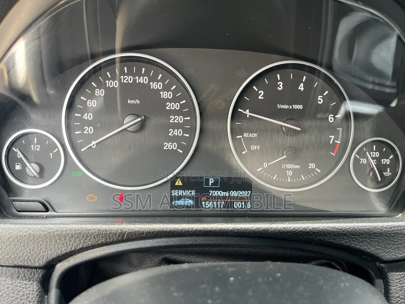 BMW 320i Sedan RWD 2013 Gray