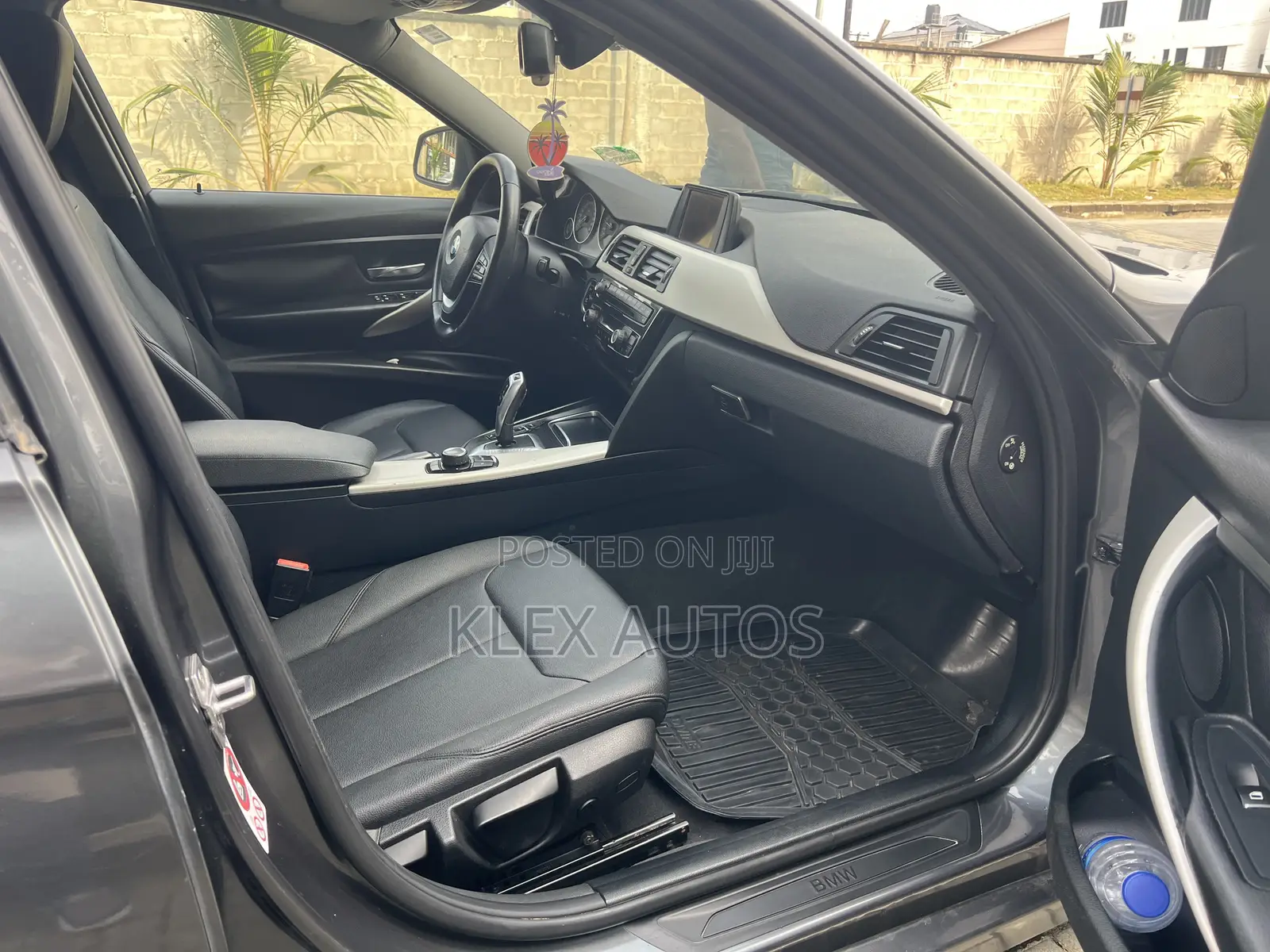 BMW 318i 2019 Gray