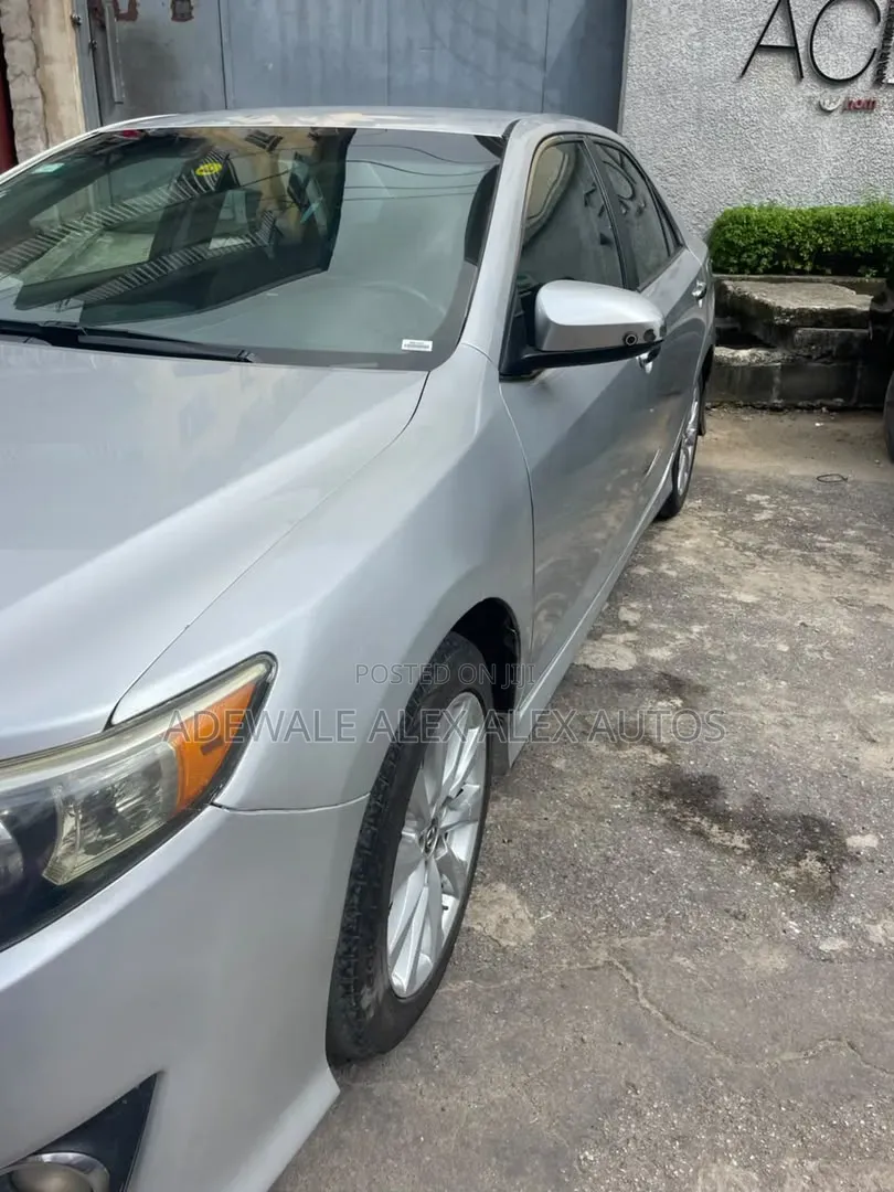 Toyota Camry 2013 Silver
