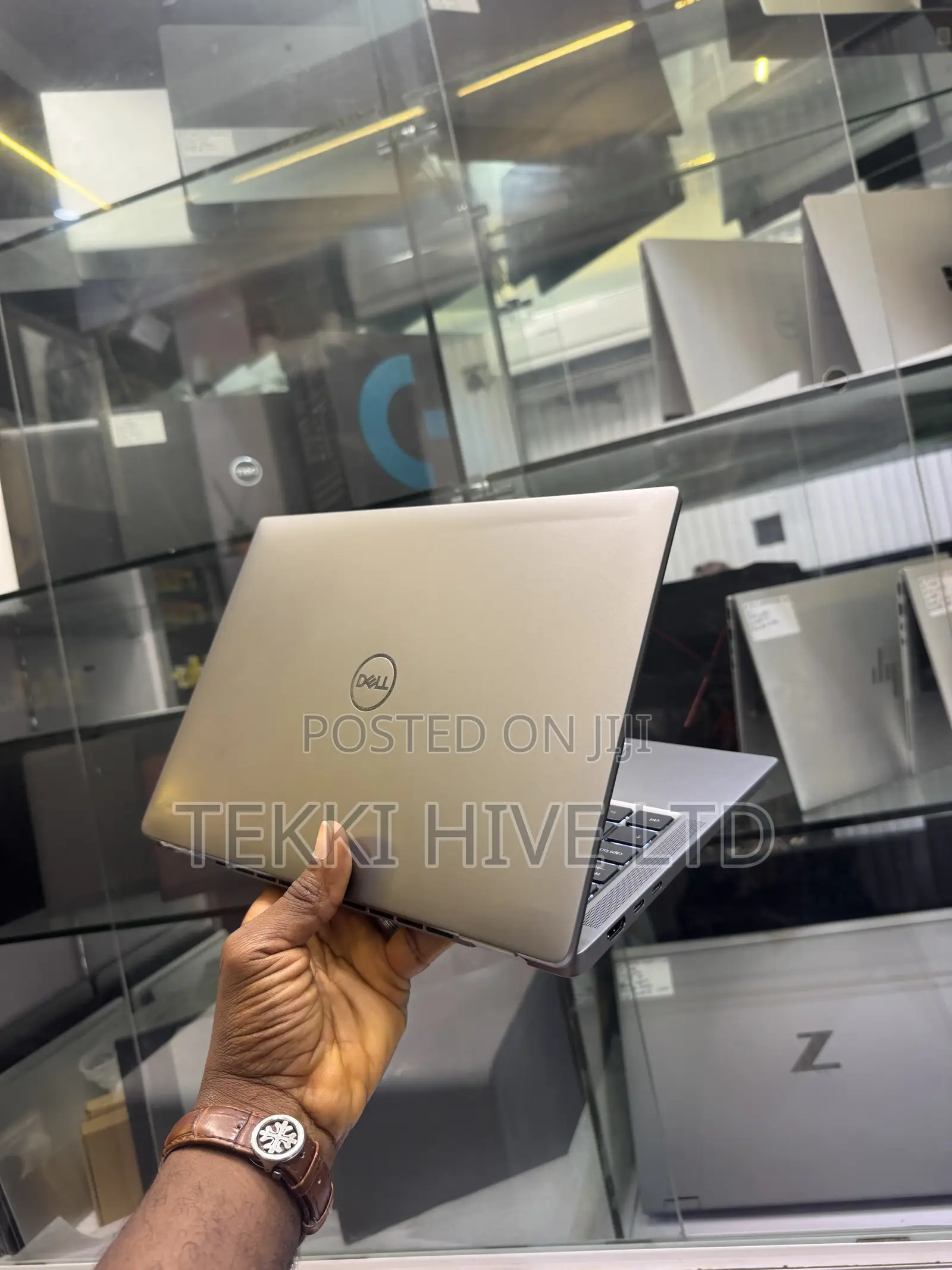 Laptop Dell Latitude 7410 16GB Intel Core i7 SSD 256GB