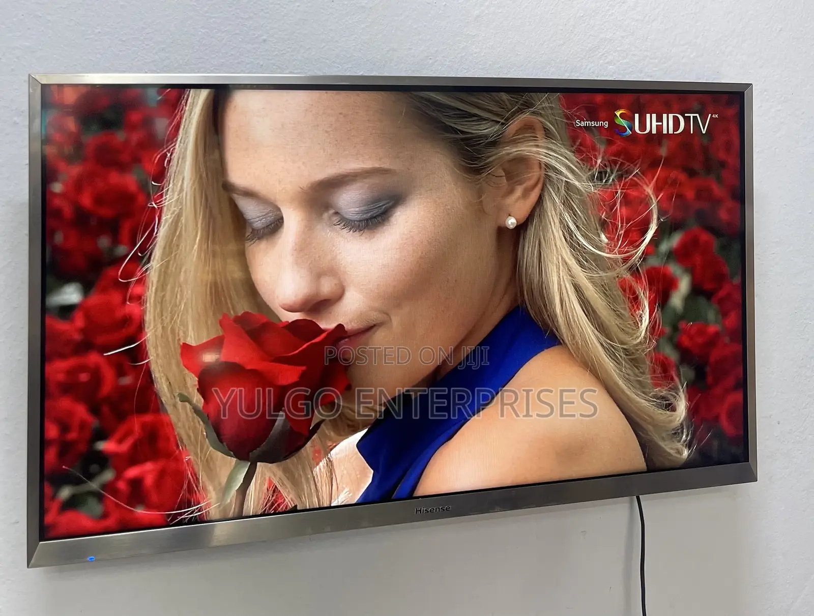 Hisense 32 Inch LED TV With Remote Control