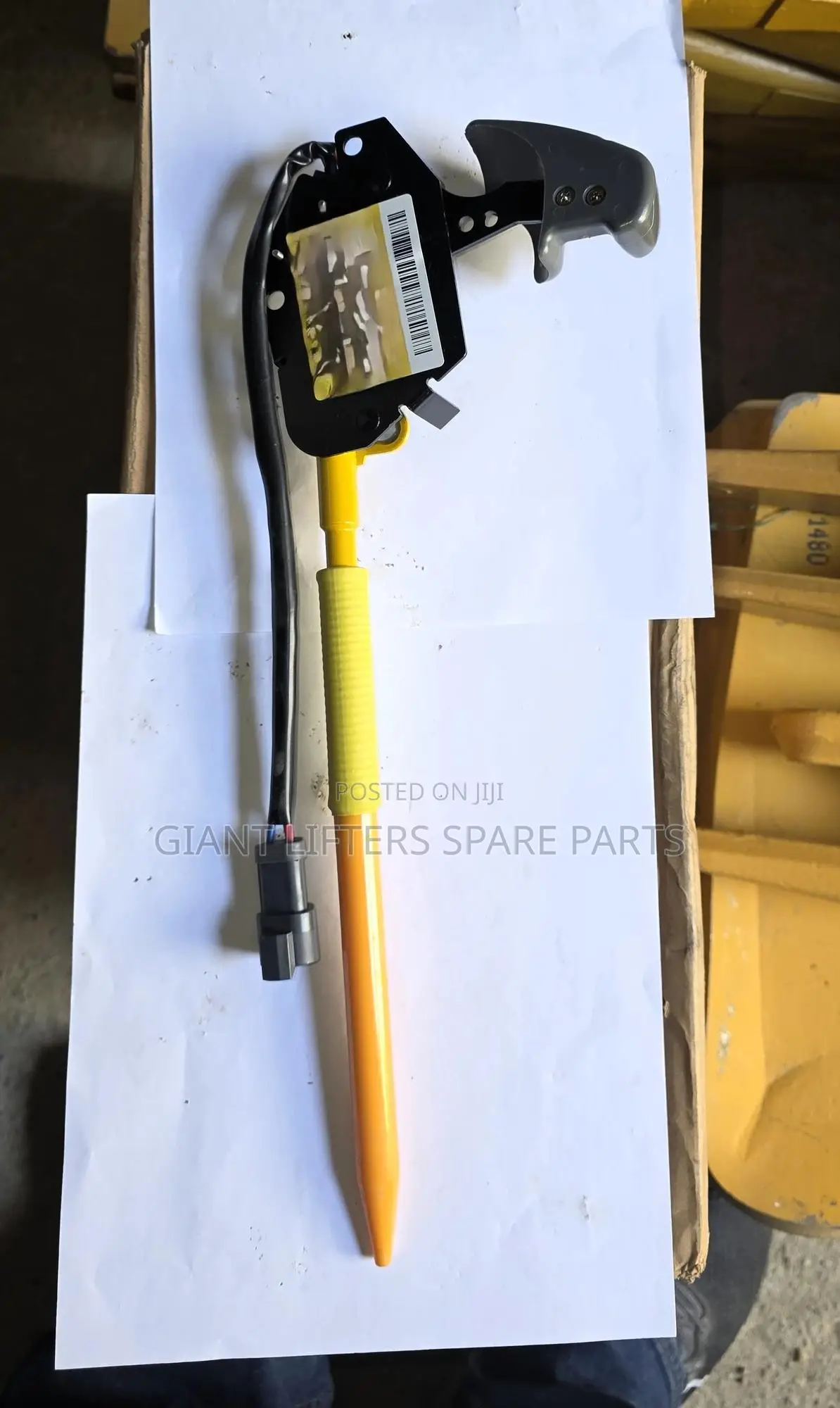 159-7744 Hydraulic Lockout Lever Assembly