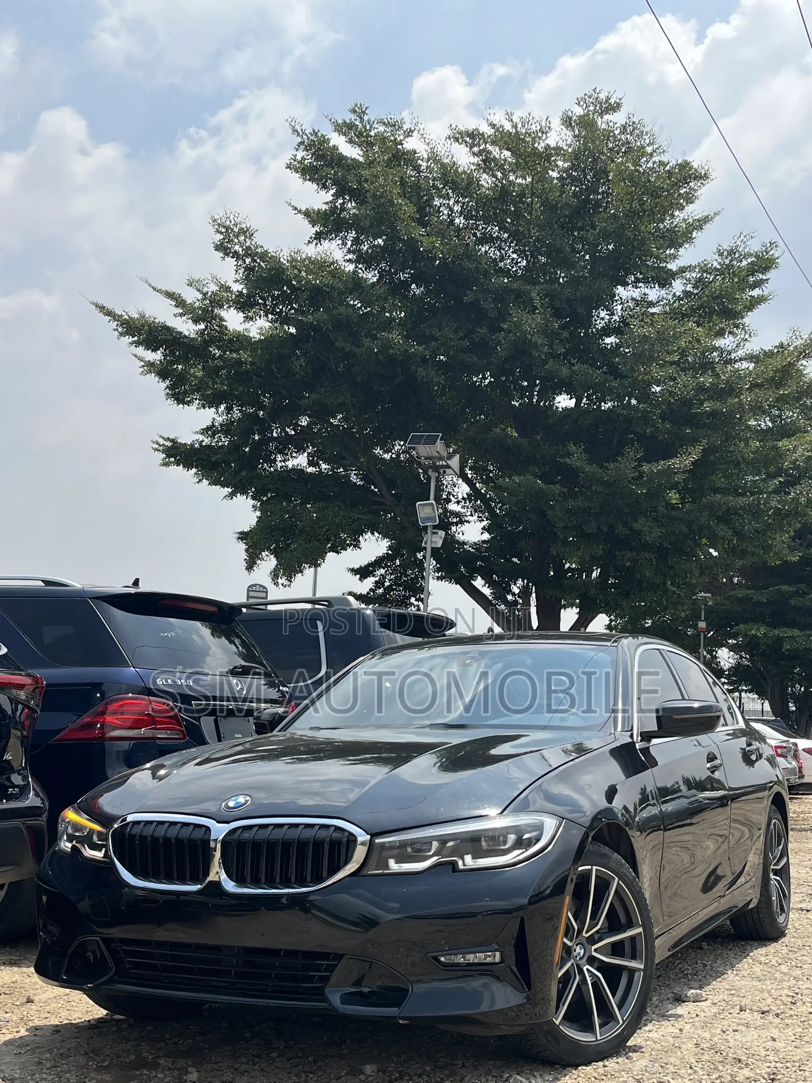 BMW 320i Sedan RWD 2020 Black