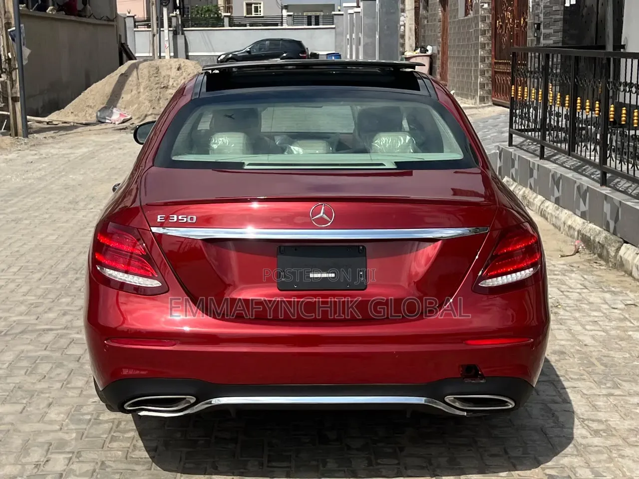 Mercedes-Benz E350 2020 Red