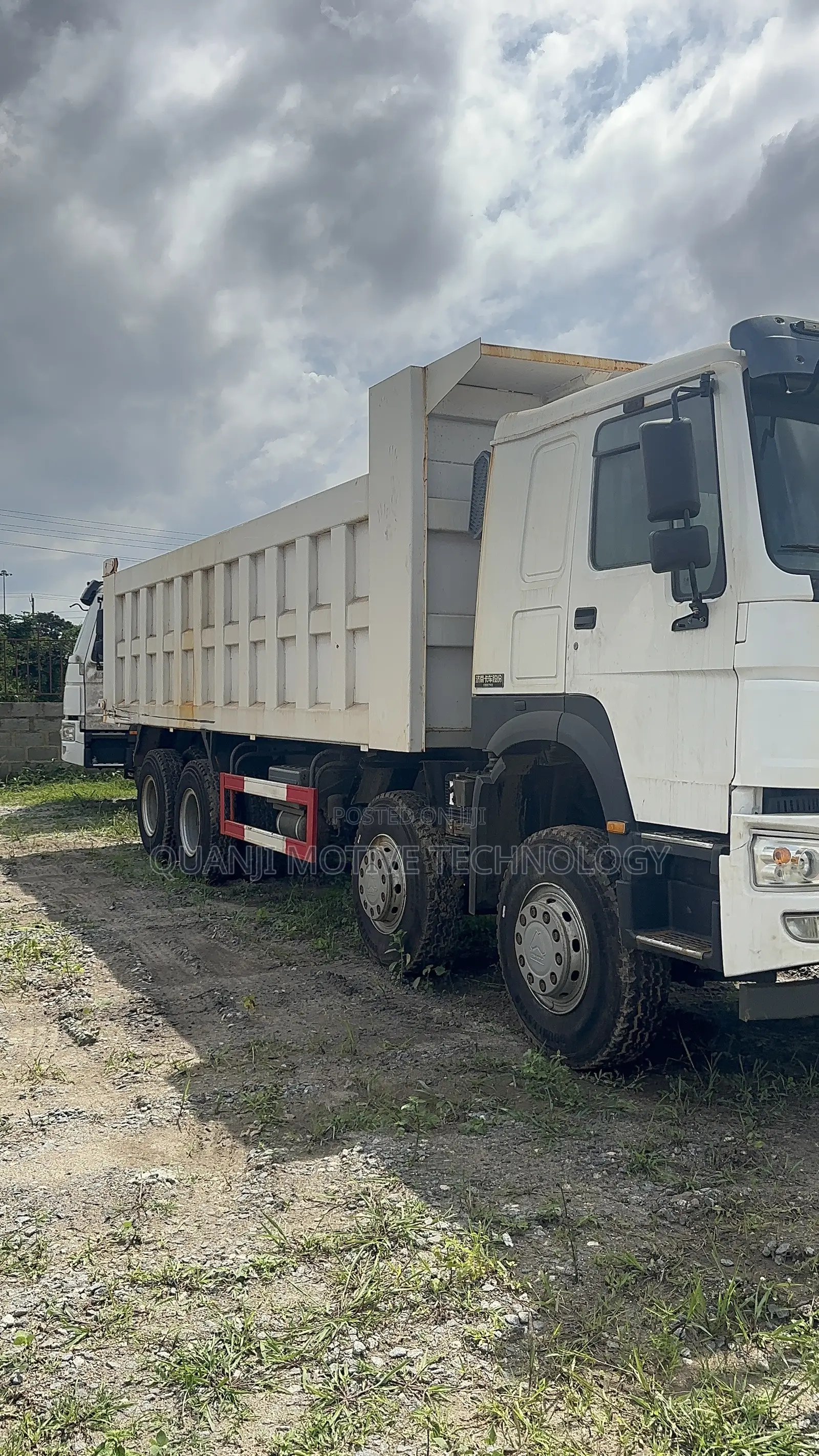 Chinese Used Howo 8x4 Dump 375 Horsepower