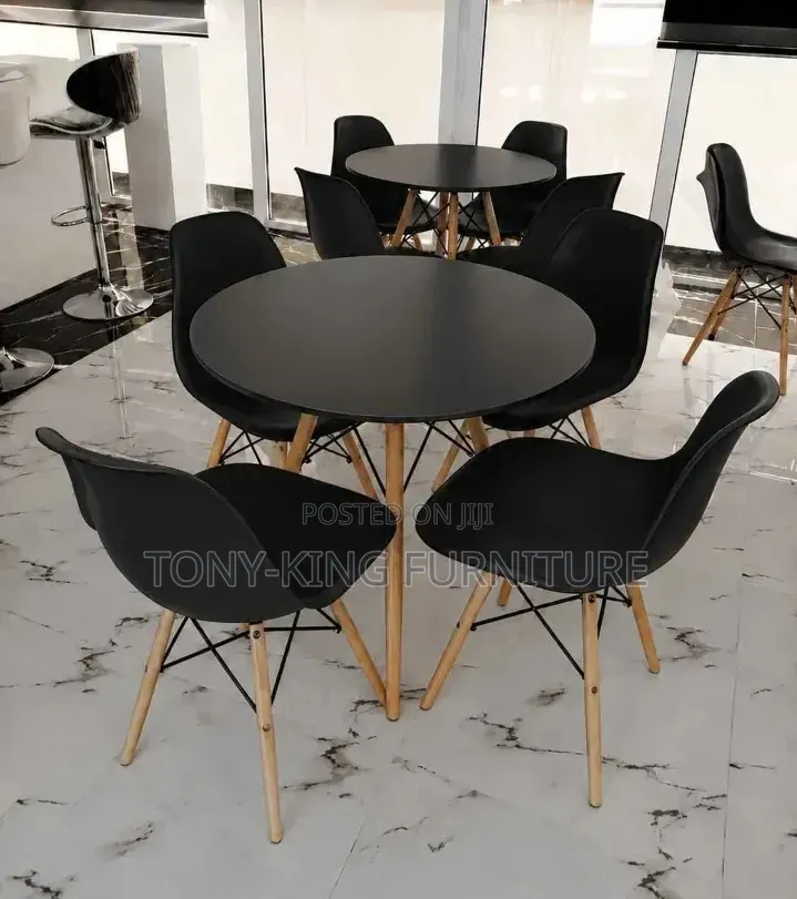 Modern Imported Restaurant Round Wooden Top Dining Table Set