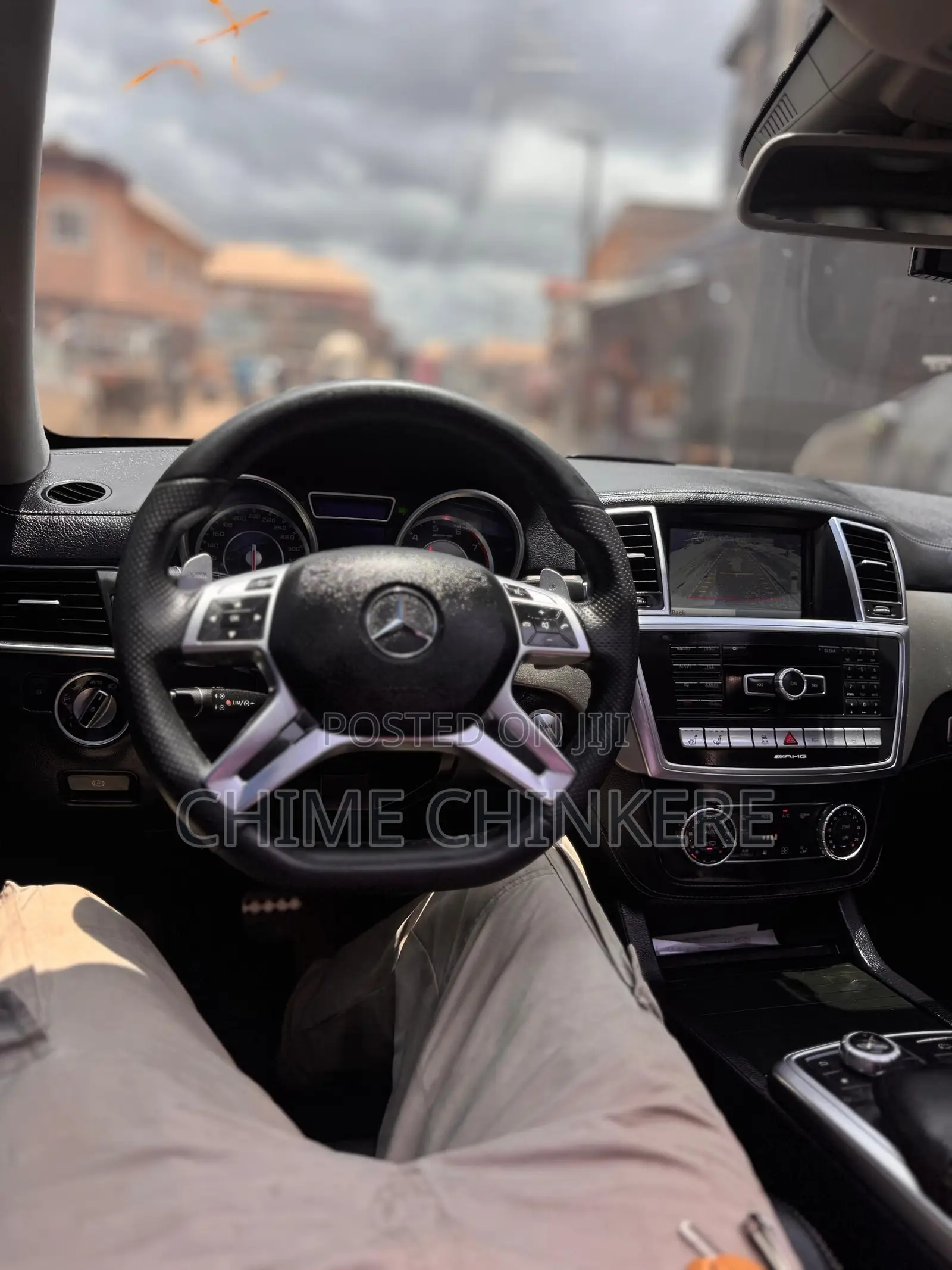 Mercedes-Benz M Class ML63 AMG 4dr SUV AWD (5.5L 8cyl Turbo 7A) 2015