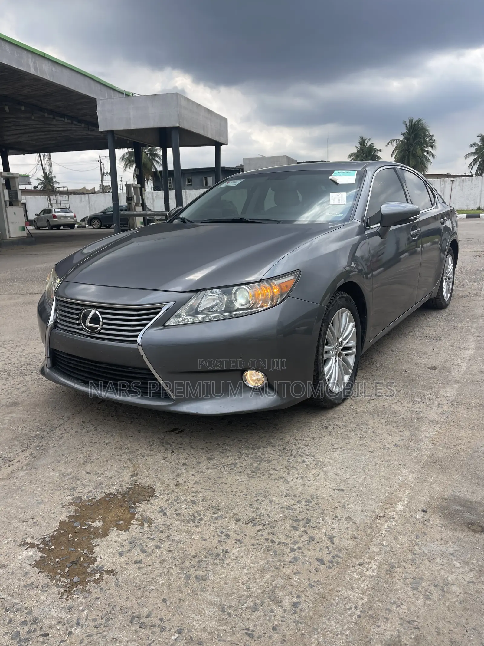 Lexus ES 350 FWD 2013 Gray