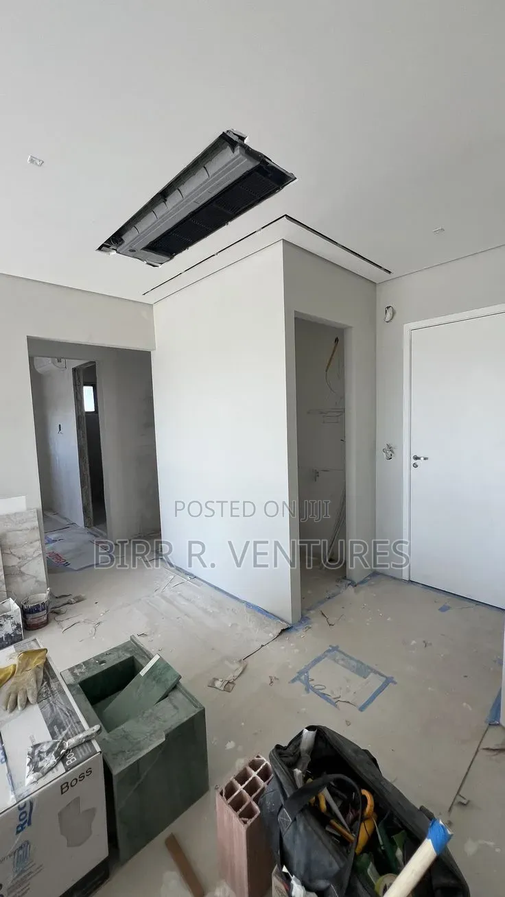 Smooth Drywall Surface Finishing
