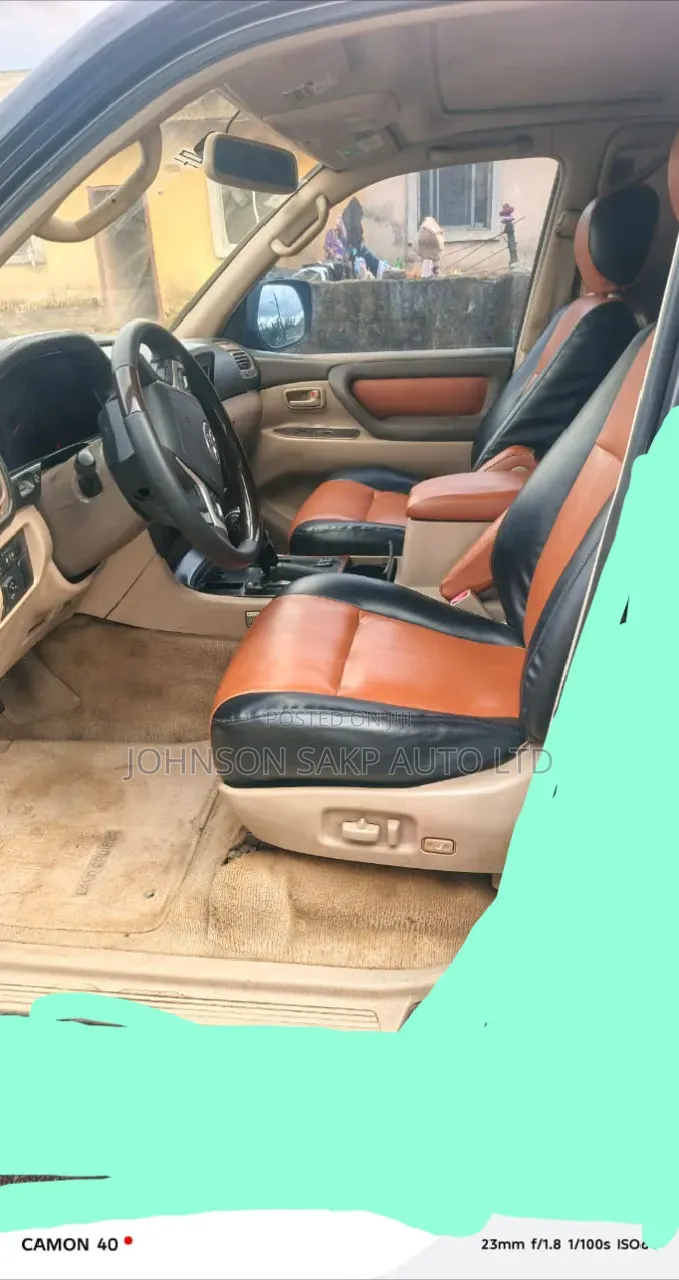 Toyota Land Cruiser 2005 Black