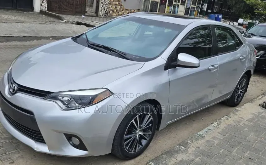 Toyota Corolla 2016 Silver