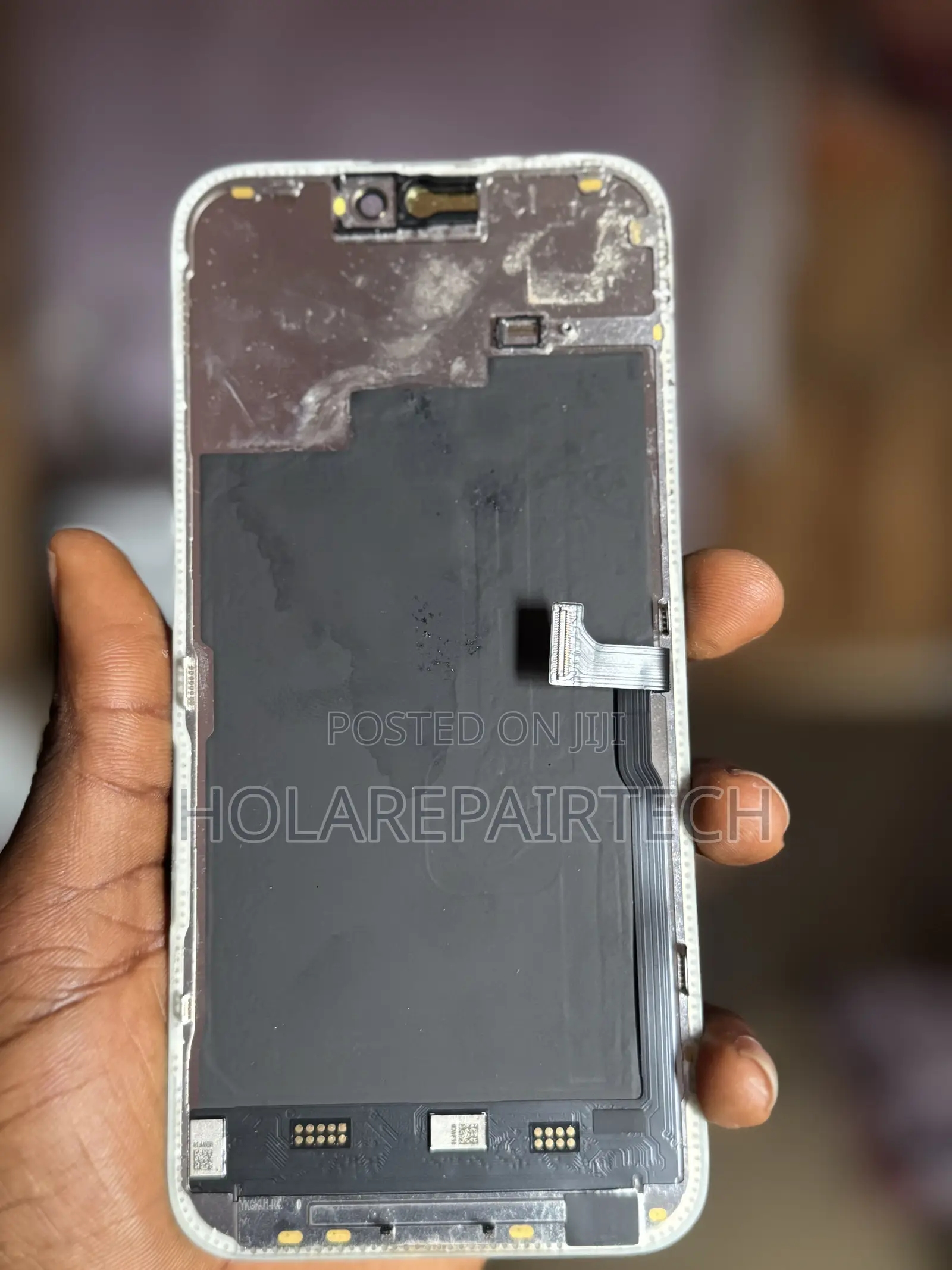 Used 15pro Max Followcome Screen With Cracks