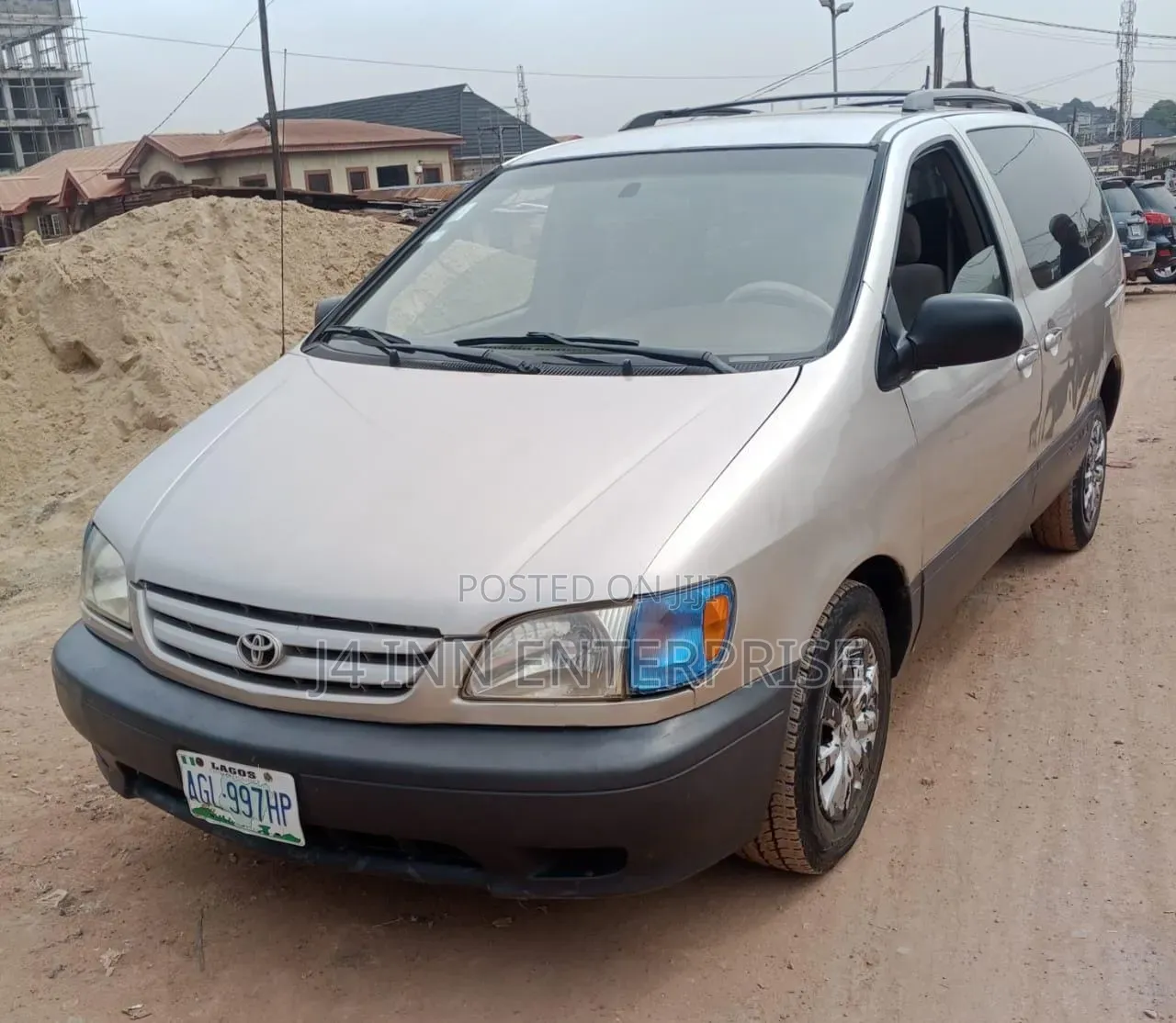 Toyota Sienna 2003