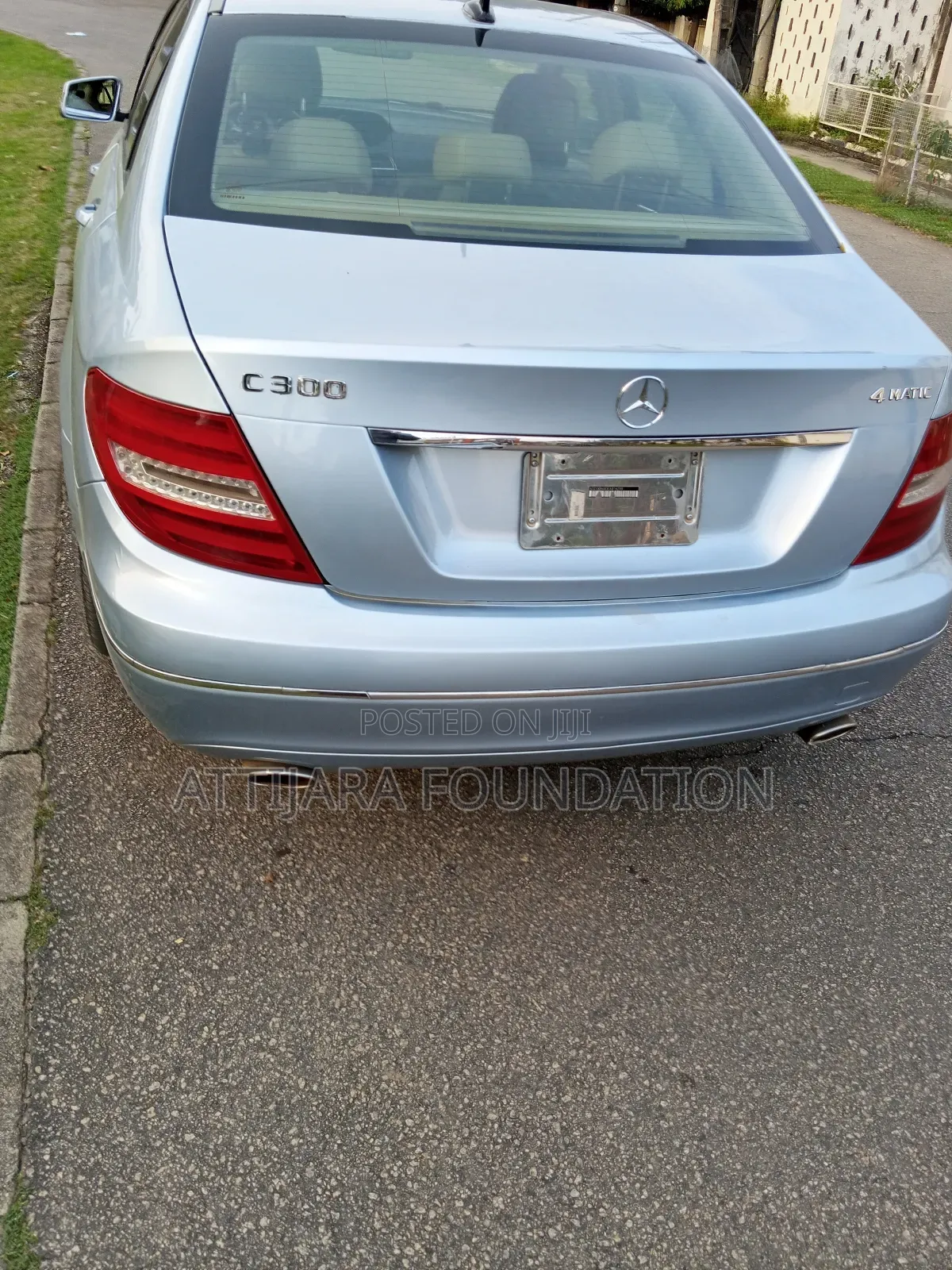 Mercedes-Benz C300 2014 Blue