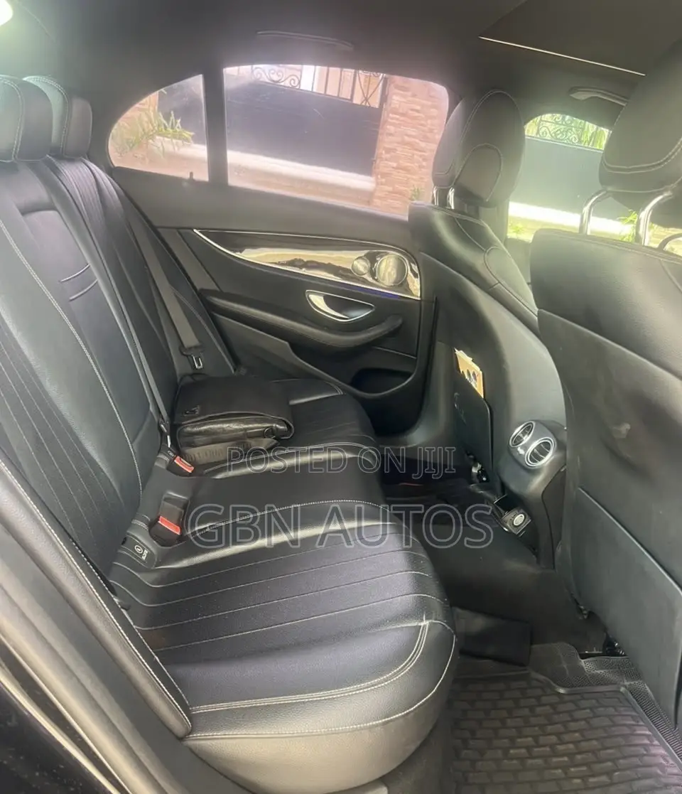 Mercedes-Benz E300 2016 Black