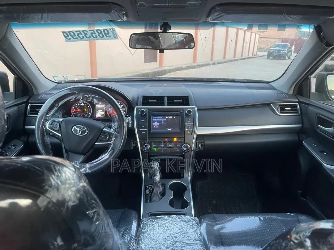 Toyota Camry SE 4dr Sedan (2.5L 4cyl 6A) 2015 Blue