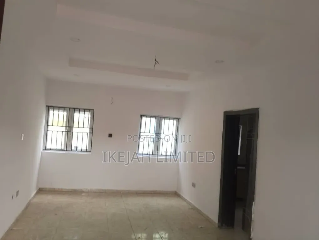 3bdrm Block of Flats in Ifako-Ogba for sale