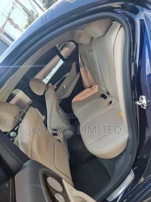 Mercedes-Benz E-Class 2022 Blue