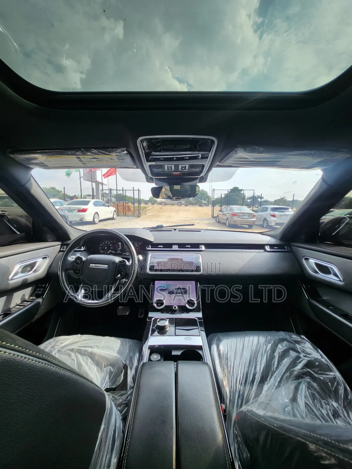 Land Rover Range Rover Velar P380 SE R-Dynamic 4x4 2018 Gold