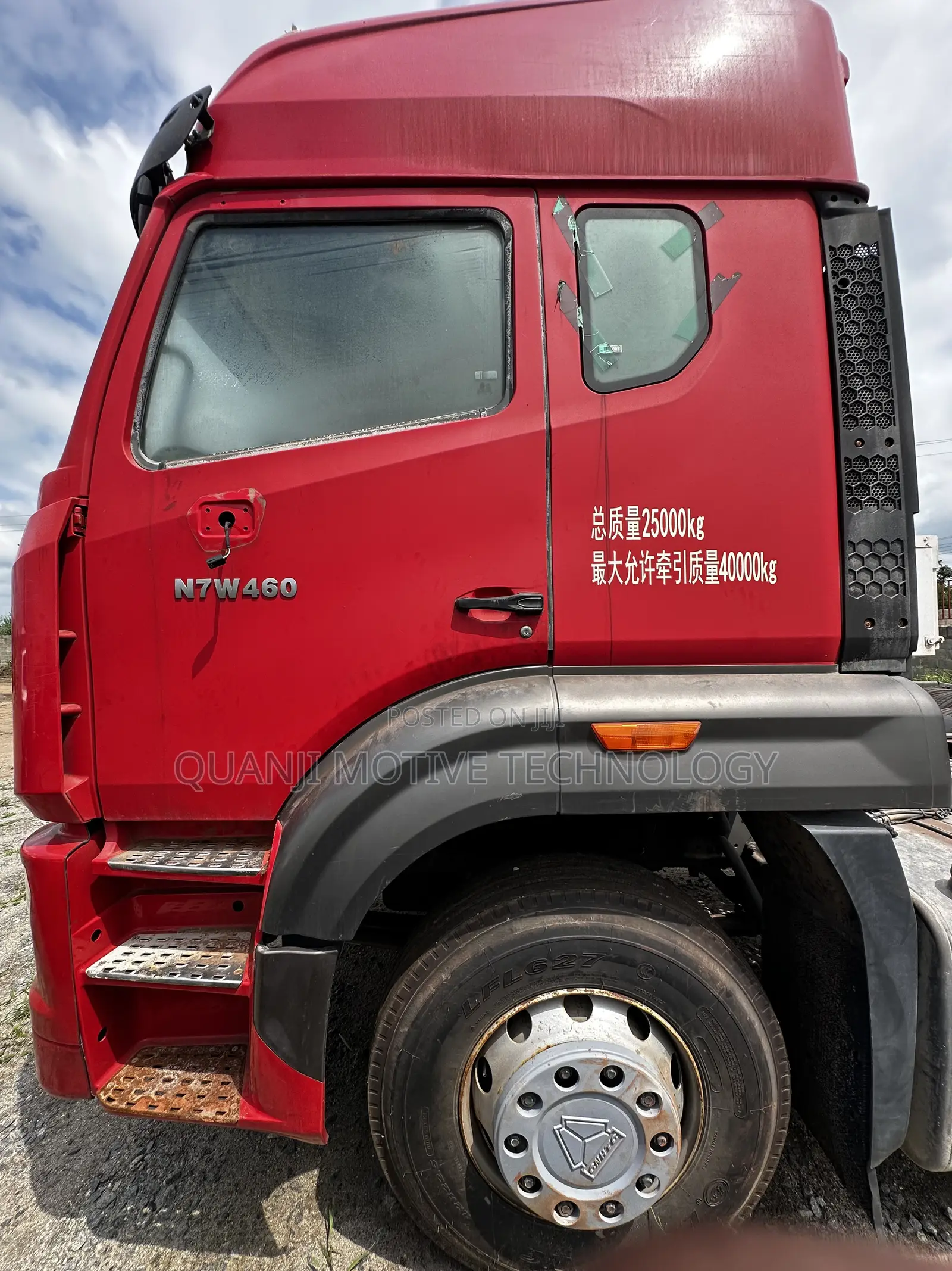 Sinotruk Hohan 6x4 Tractor Head