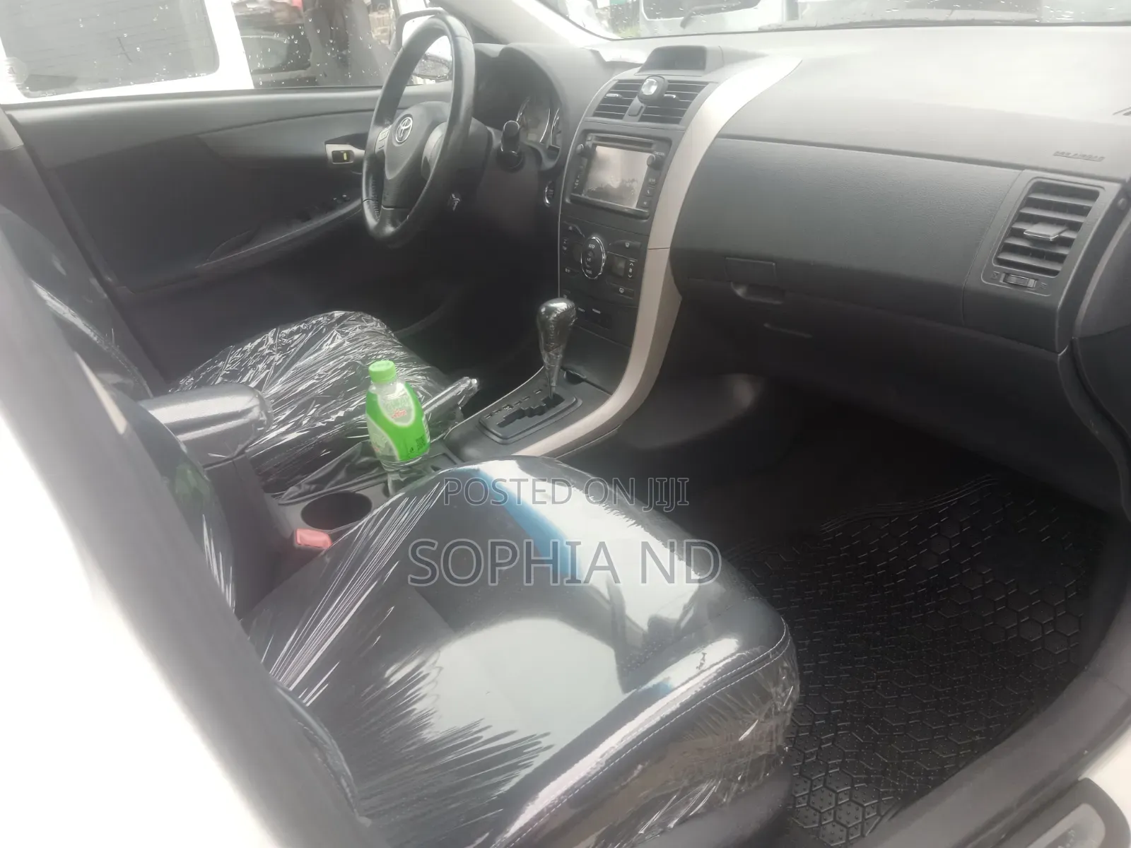 Toyota Corolla 2013 White