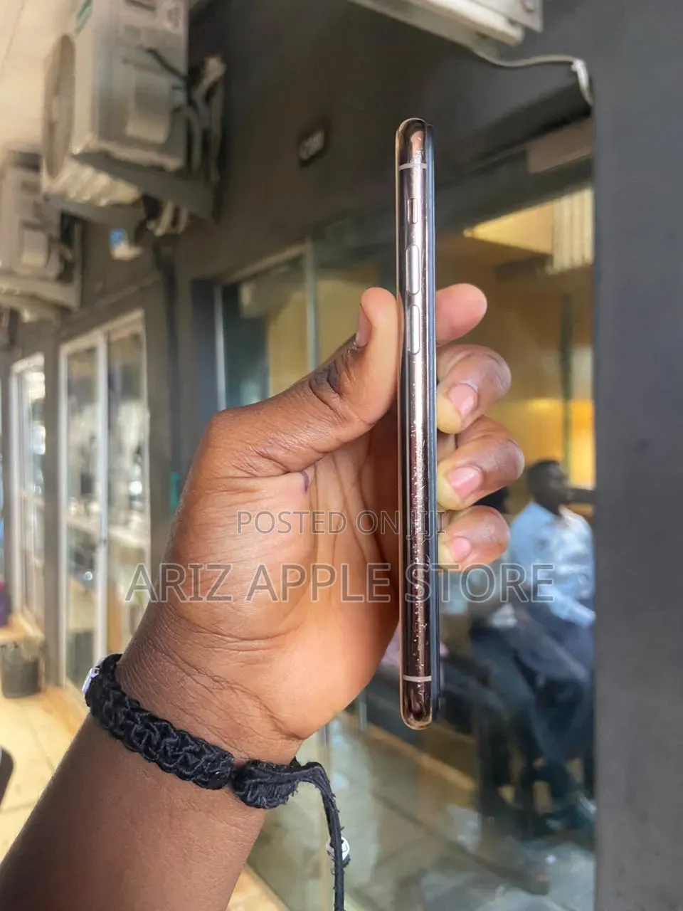 Apple iPhone 11 Pro 64 GB Gold