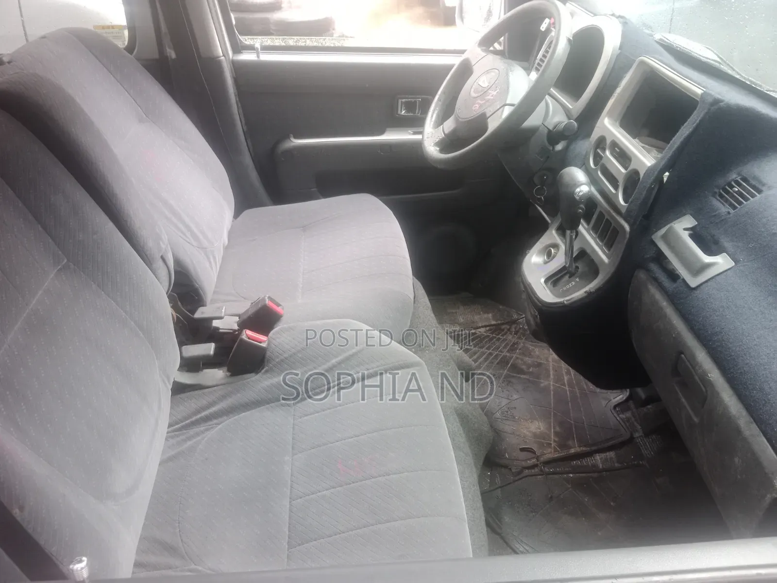 Mitsubishi Pajero Mini 2010 Silver