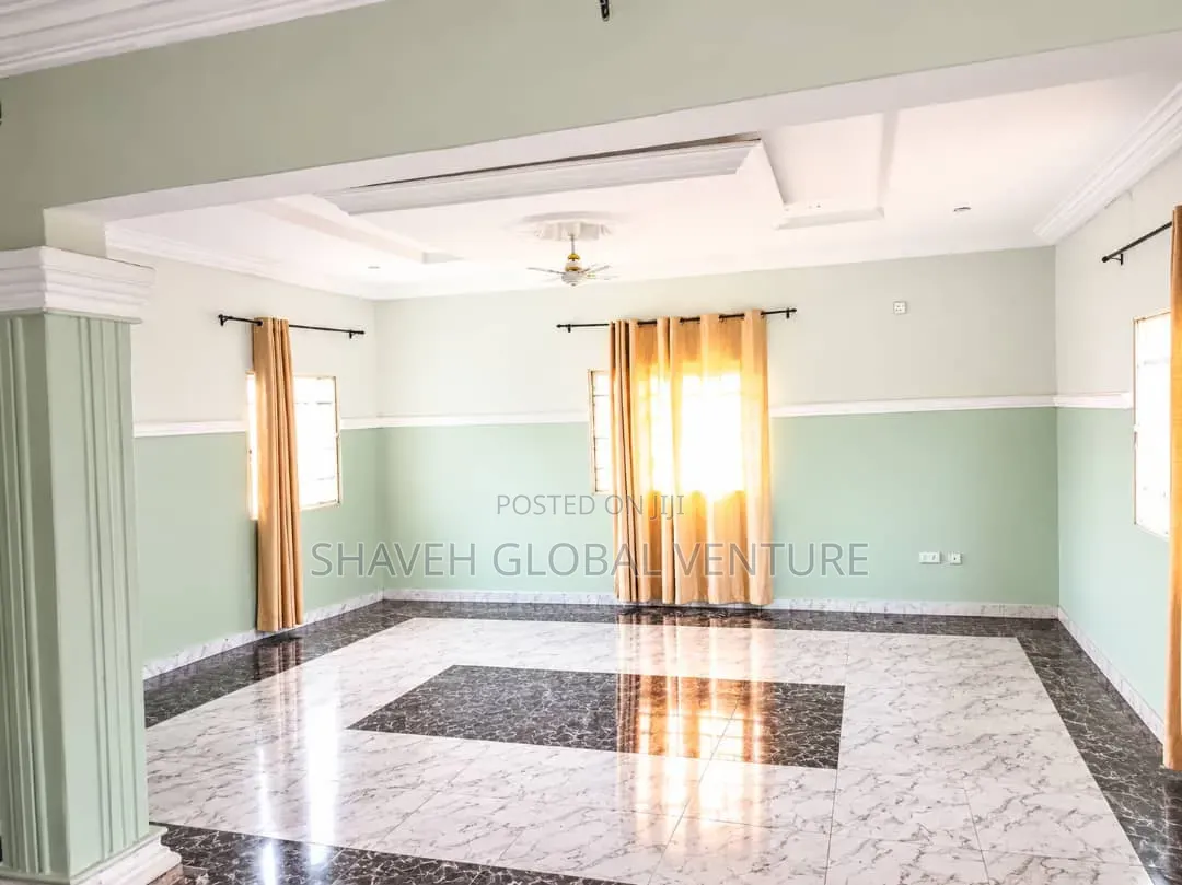 Furnished 3bdrm Apartment in Idoro Road, Uyo for rent