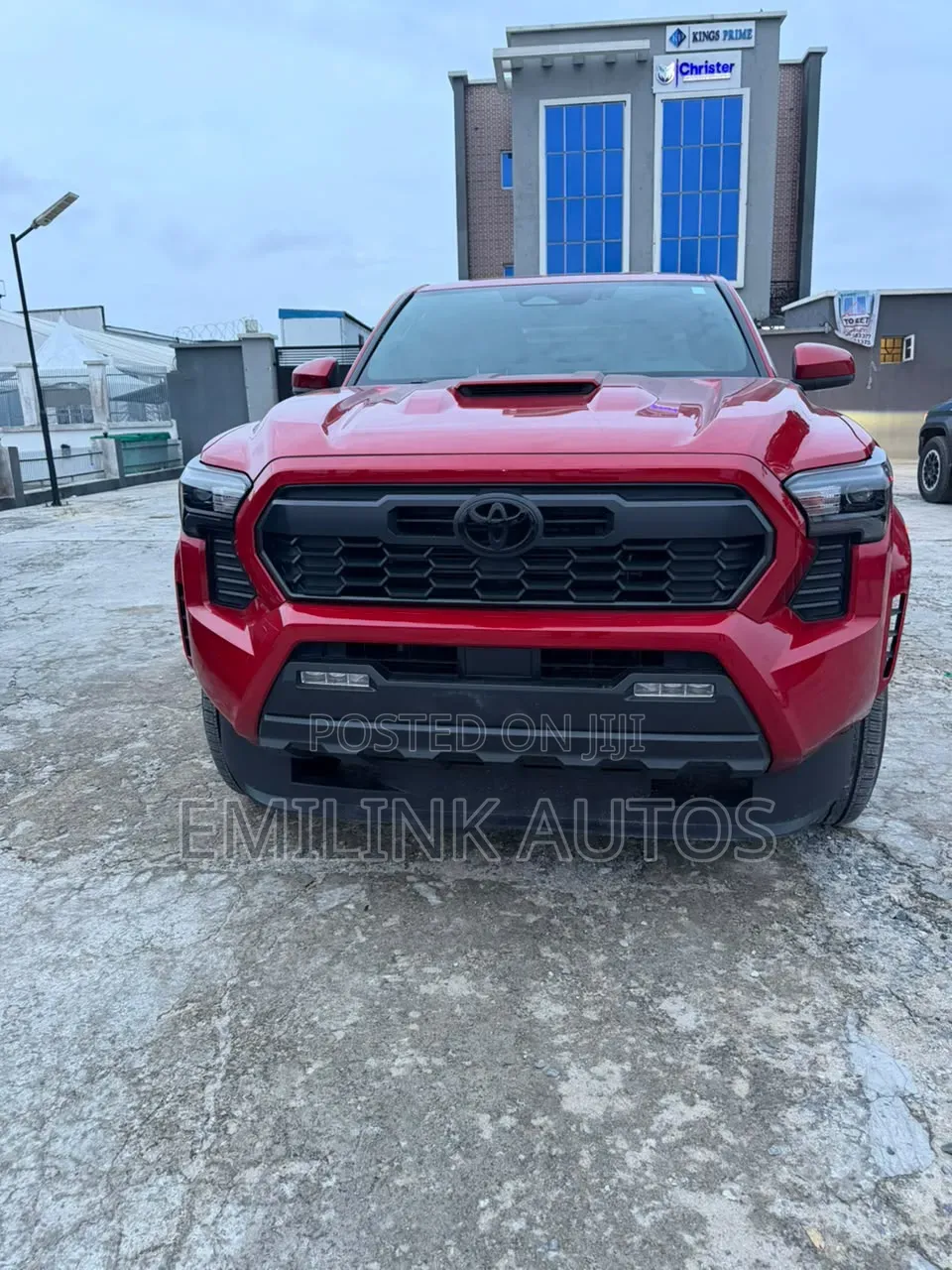 Toyota Tacoma TRD Sport Double Cab 4WD 5.0 ft. SB (Hybrid) 2025 Red
