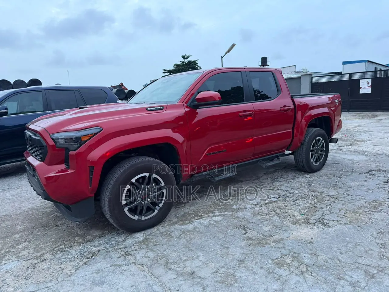 Toyota Tacoma TRD Sport Double Cab 4WD 5.0 ft. SB (Hybrid) 2025 Red