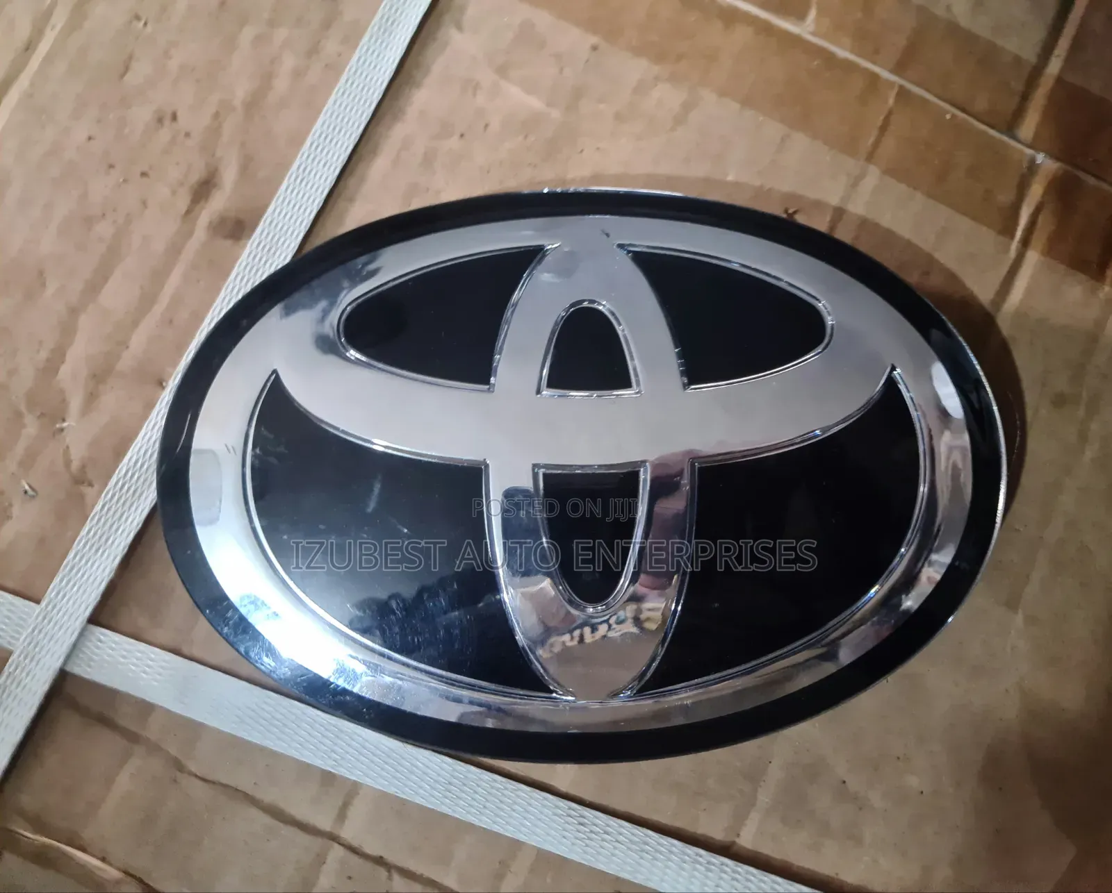 Front Logo TOYOTA Glass