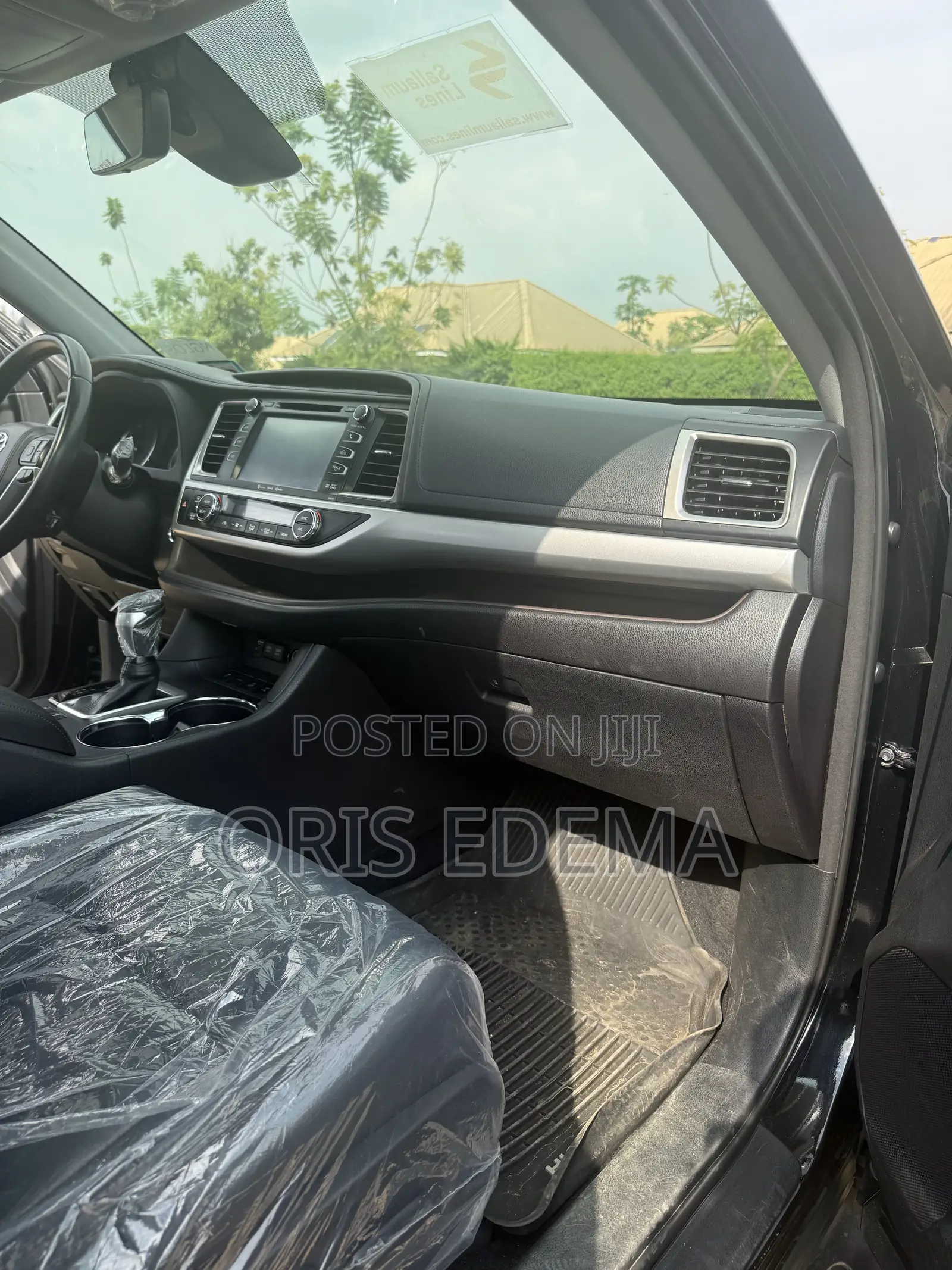 Toyota Highlander XLE 4x4 V6 (3.5L 6cyl 8A) 2018 Black