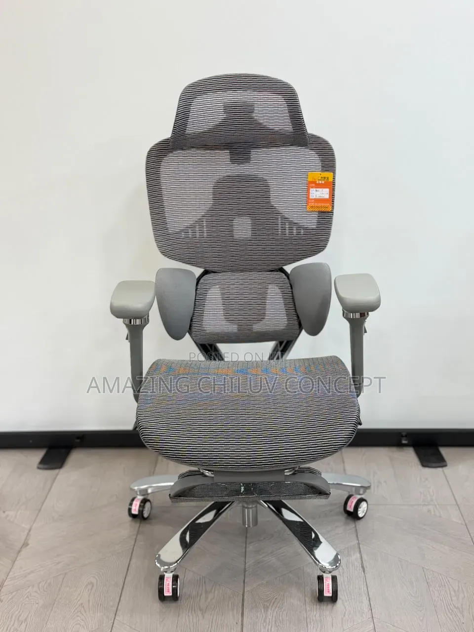 Ergonomic Executive Office Chair With Adjustable Headrest