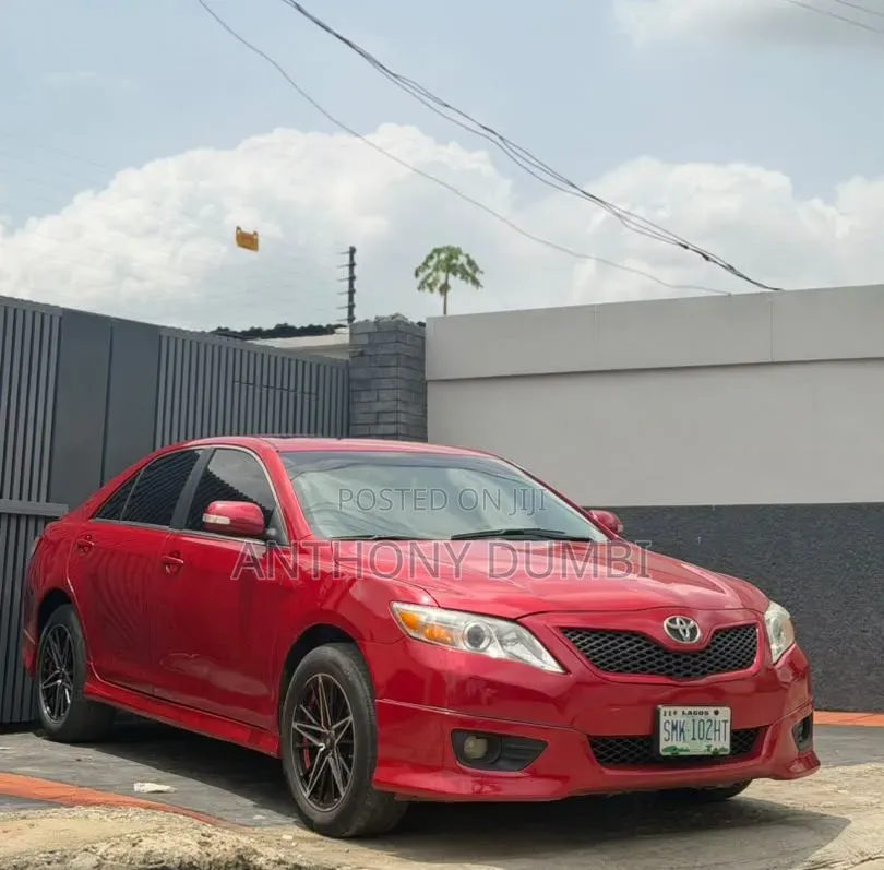 Toyota Camry 2010 Red
