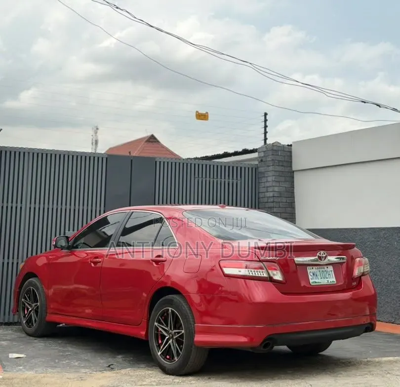 Toyota Camry 2010 Red