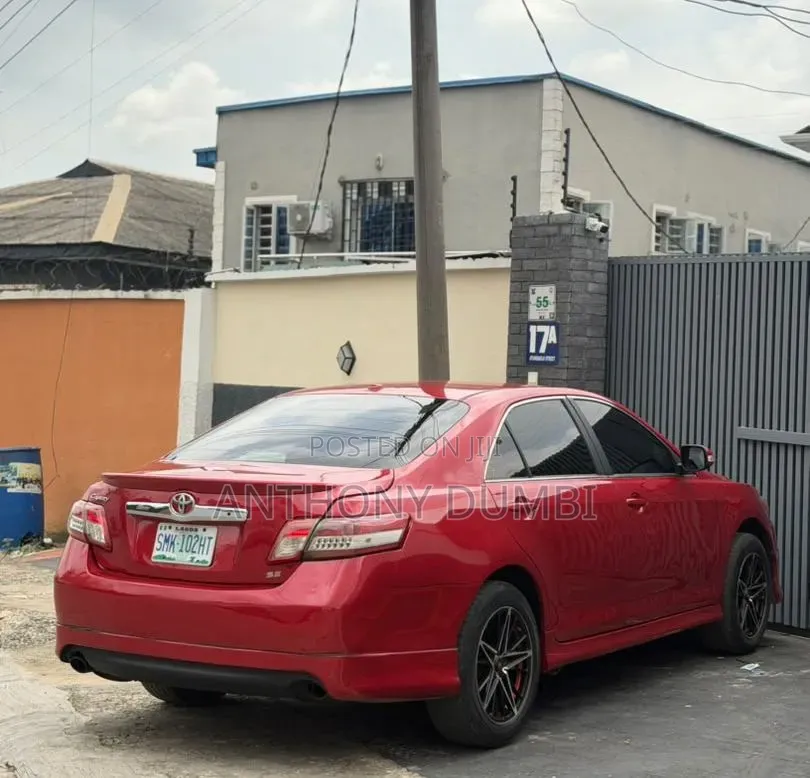 Toyota Camry 2010 Red