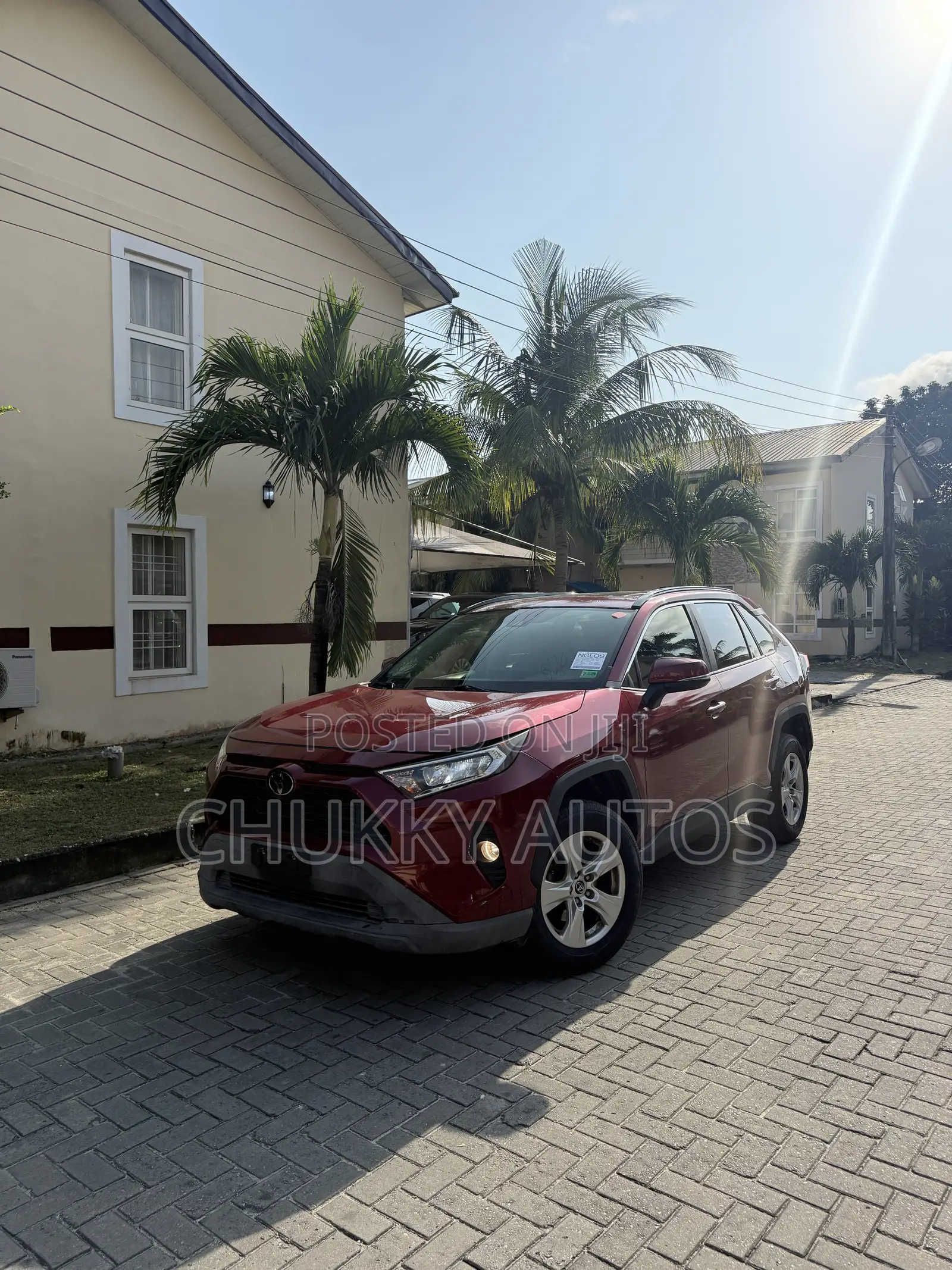 Toyota RAV4 XLE Premium AWD 2019 Burgundy
